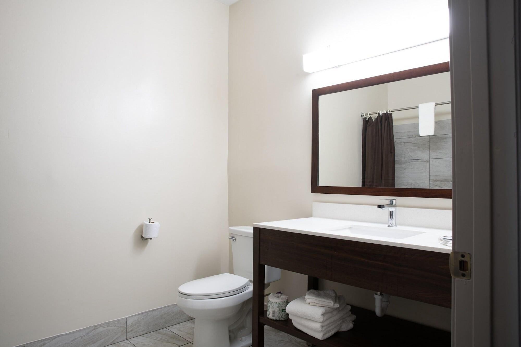Blisspoint Inn & Suites Маріон Екстер'єр фото